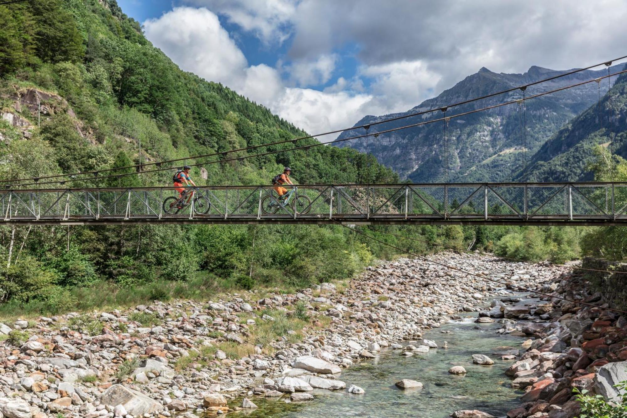 Hotel Pizzo Vogorno Eksteriør bilde